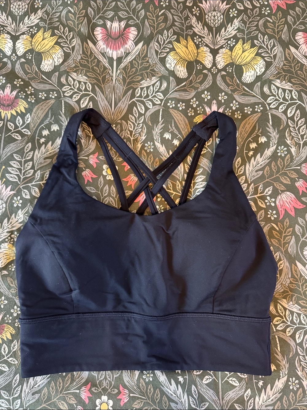 lululemon Free to be Serene Longline Strappy Sports Bra size 8